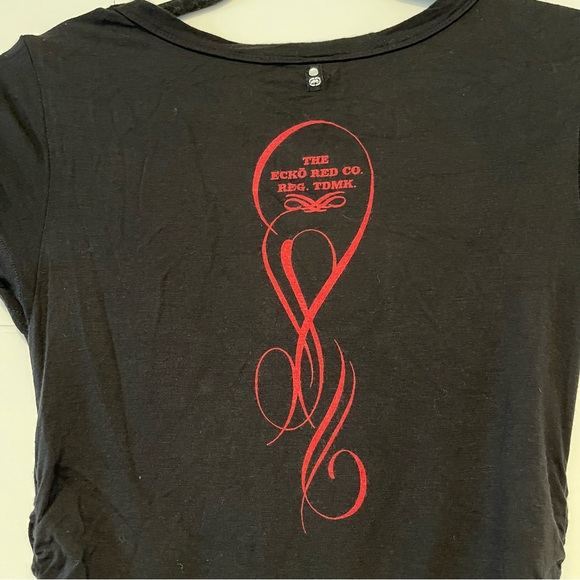 Ecko Red | Y2K Tee Shirt - Picture 10 of 13